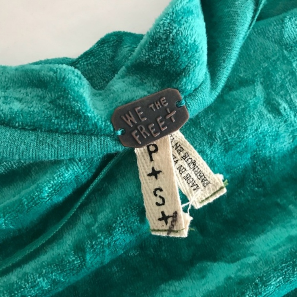 NWOT Free People Milan velvet pullover - Picture 3 of 4